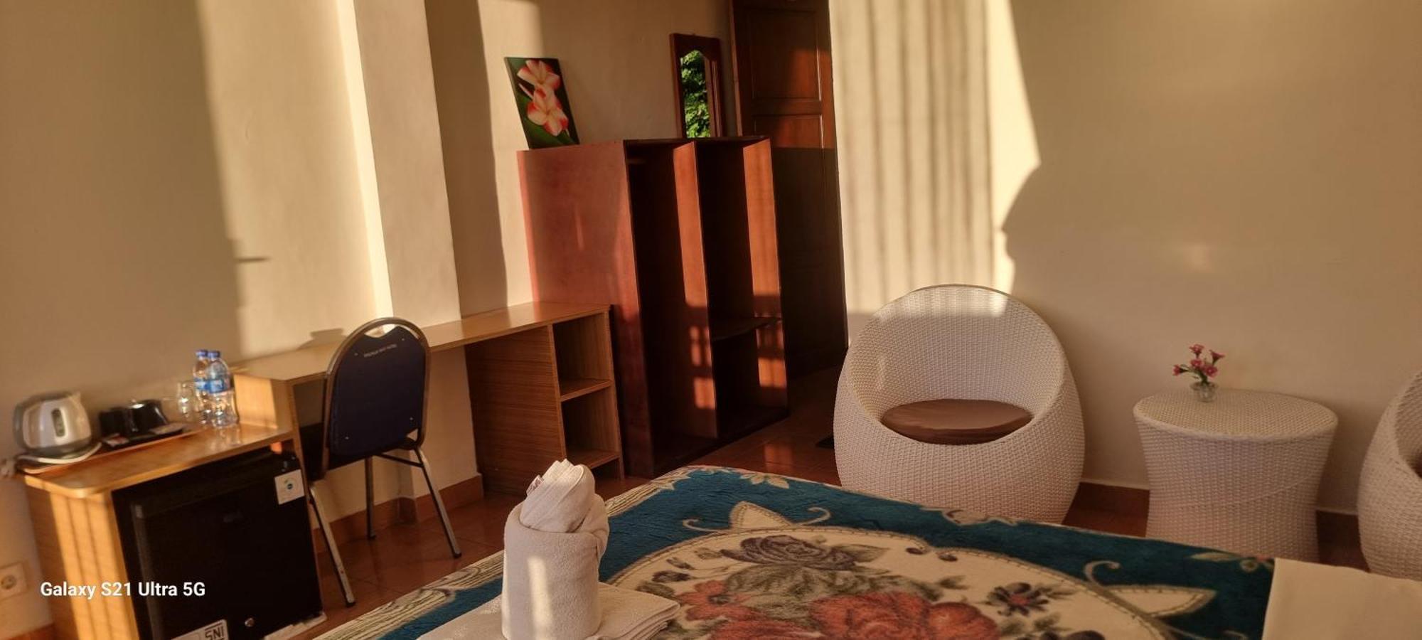 Bajawa-Roo Hotel Ngoại thất bức ảnh